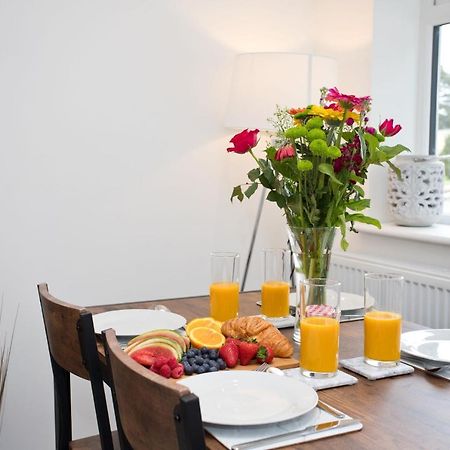 The Bearded Goat Den - A Rural Retreat At This Modern Holiday Cottage Saint Leonards Экстерьер фото