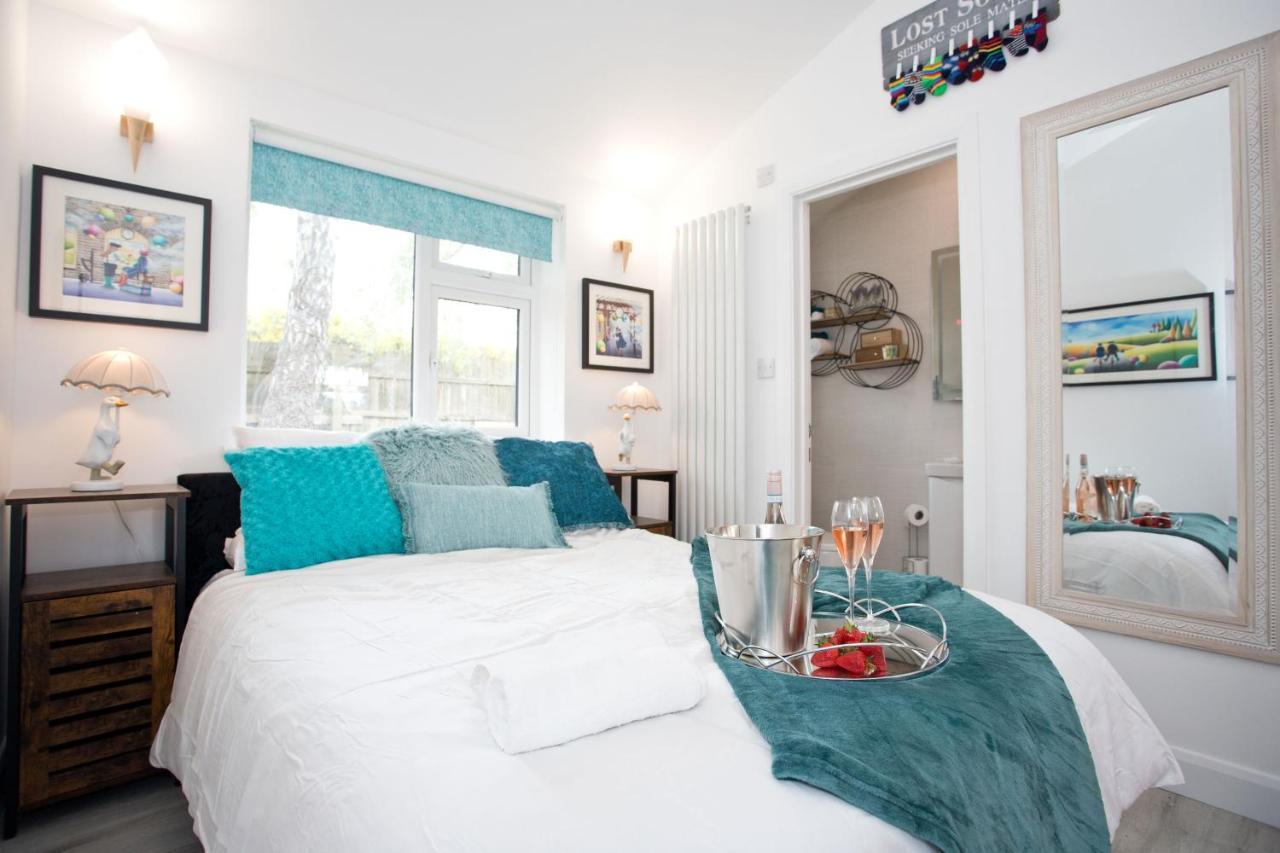 The Bearded Goat Den - A Rural Retreat At This Modern Holiday Cottage Saint Leonards Экстерьер фото