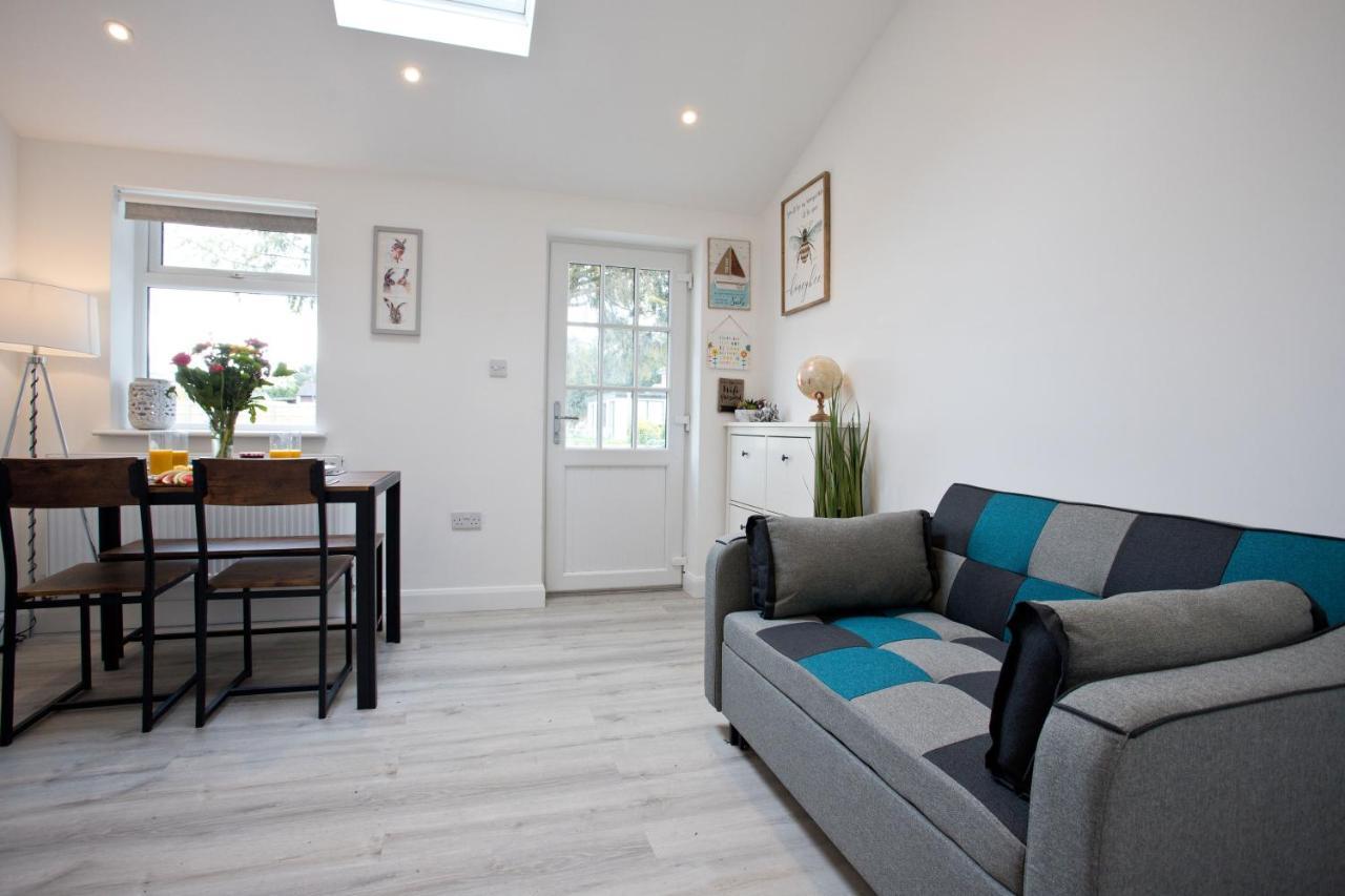 The Bearded Goat Den - A Rural Retreat At This Modern Holiday Cottage Saint Leonards Экстерьер фото